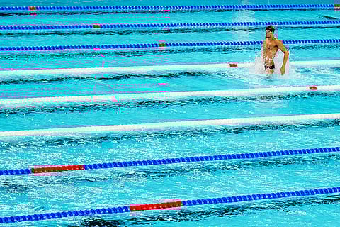 Swimming training at La Defense Arena